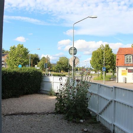 Cosyplace; Close To Beach, Nature, Train, Grocery Kopingebro Exteriör bild