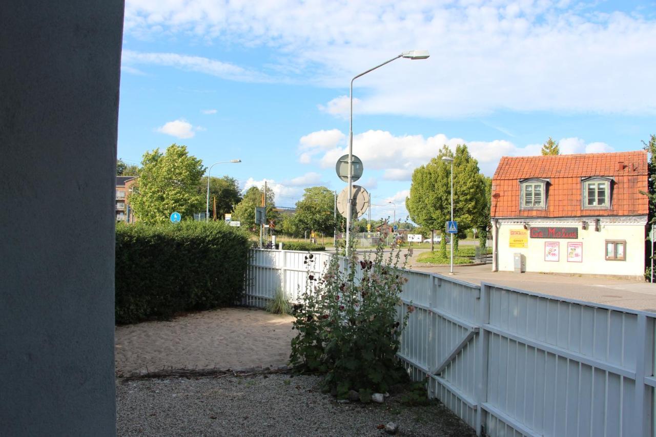 Cosyplace; Close To Beach, Nature, Train, Grocery Kopingebro Exteriör bild