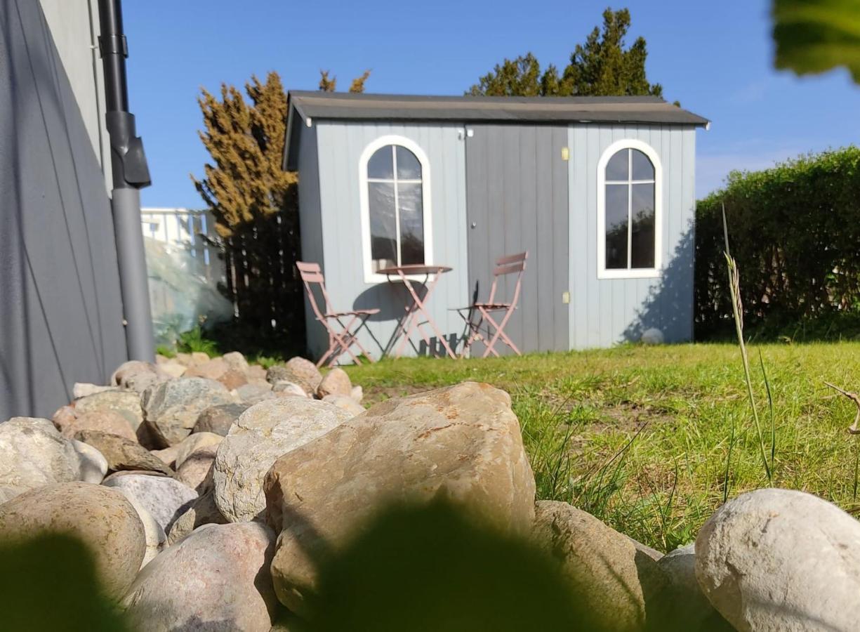 Cosyplace; Close To Beach, Nature, Train, Grocery Kopingebro Exteriör bild
